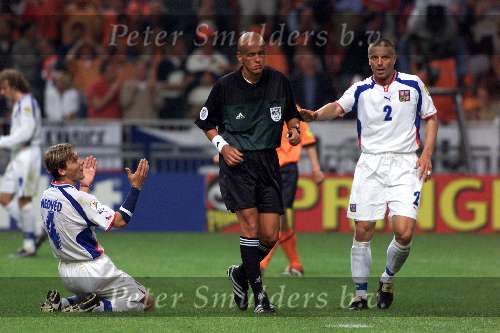 Amsterdam 11 juni 2000
Nederland-Tjechie 1-0 tijdens EK
Collina met Nedved na de strafschop