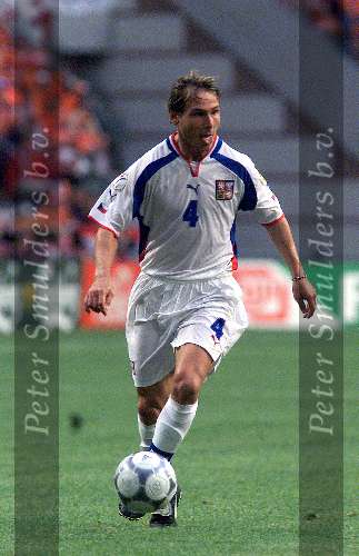 Amsterdam, 11 juni 2000
Nederland-Tsjechie, eindstand 1-0 door penalty van Frank de Boer.
Nedved
Europees Kampioenschap Voetbal 2000