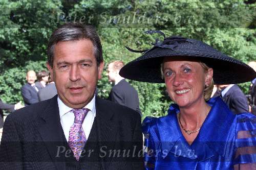 Breukelen 7 juni 2000
Haringparty op Nijenrode.
Otto Lenselink met zijn vrouw Annemarie v Helden