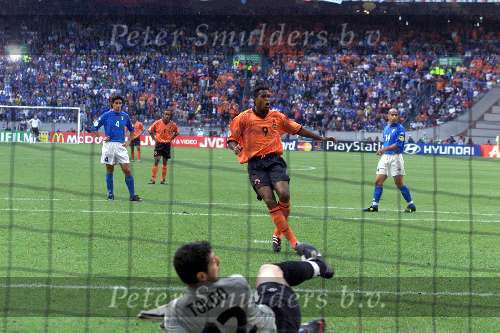 Amsterdam 29 juni 2000
Nederland-Italie 0-0 euro 2000
Kluivert mist 2e penalty
Europees Kampioenschap Voetbal 2000