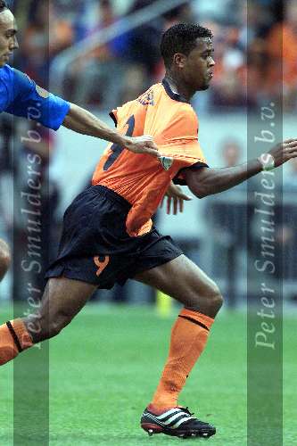 Amsterdam 29 juni 2000  Euro 2000
1/2 finale Nederland-Italie, eindstand 0-0 na verlenging 0-0
Nederland verliest met strafschoppen
Patrick Kluivert shirtje trekken
Europees Kampioenschap Voetbal 2000