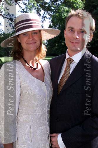 Breukelen 7 juni 2000
Haringparty op Nijenrode.
Pauline Huizinga en haar man