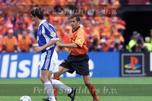 Rotterdam, 25 juni 2000   Euro 2000
Nederland-Yougoslavie, eindstand 6-1
Phillip Cocu
Europees Kampioenschap Voetbal 2000