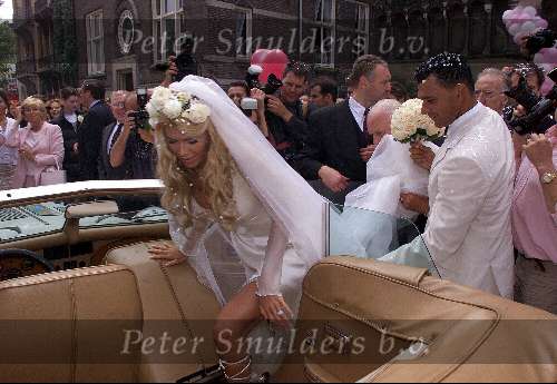 Amsterdam 3 juni 2000
Ruud Gullit en Estelle Gullit trouwen.