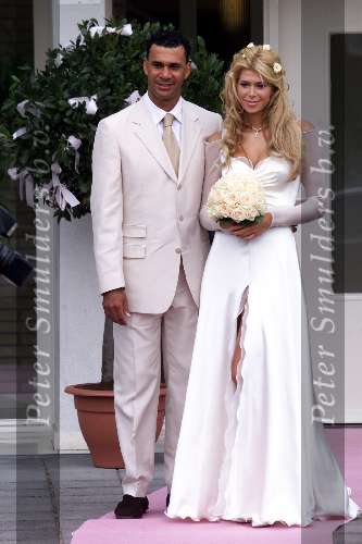 Amsterdam 3 juni 2000
Ruud Gullit en Estelle Gullit trouwen.