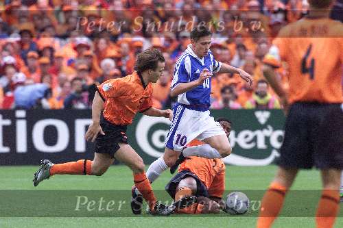 Rotterdam, 25 juni 2000   Euro 2000
Nederland-Yougoslavie, eindstand 6-1
Stojkovic en Boudewijn Zenden
Europees Kampioenschap Voetbal 2000