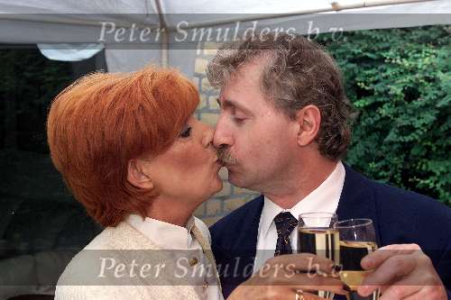 Geldrop 25 juni 2000
Trea Dobbs getrouwd voor de derde maal met Hans