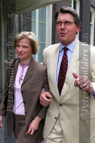 Amsterdam 3 juni 2000
Ruud Gullit en Estelle Cruyff trouwen.
Ursul de Geer met zijn vrouw
