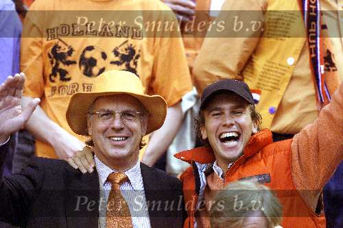 Amsterdam 29 juni 2000  Euro 2000
1/2 finale Nederland-Italie, eindstand 0-0 na verlenging 0-0 Nederland verliest met strafschoppen
Winston Gerschtanowitz met zijn vader
Europees Kampioenschap Voetbal 2000