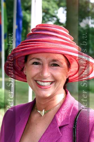 Breukelen 13 juni 2001
Haringparty op Neyenrode.
Vriendin van Cappello hoeden uit Nijmegen