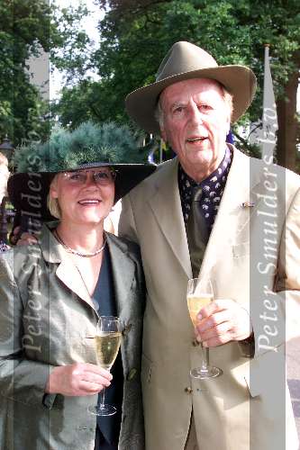 Breukelen 13 juni 2001
Haringparty op Neyenrode.
Dokter Haspels met vrouw
