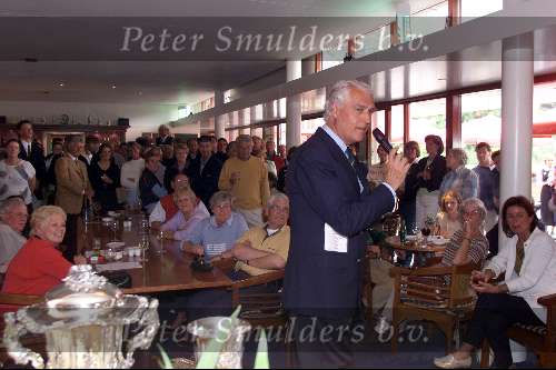 Enschede 27 mei 2001 Golfen
Nat. Kampioenschap matchplay voor clubteams 
Dames: Oude Maas-Noordwijkse 12-6
Heren:  De Haagsche-De Pan        12-6
Frans Severeijns