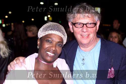 Scheveningen 19 juni 2001
Premiere van Pearl Harbour in het Pathe theater in Scheveningen.
Gerda Havertong met man
