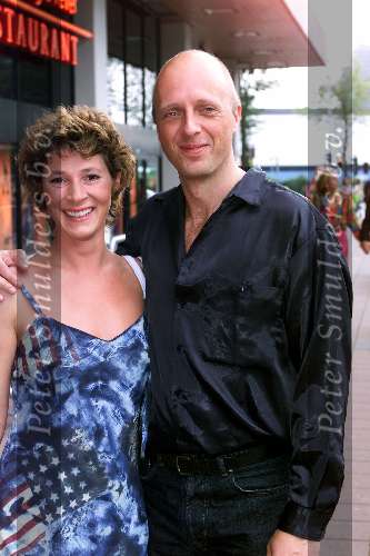 Utrecht 24 juni 2001
Premiere van Saturday Night Fever in Utrecht
Haye v d Heyden met vrouw