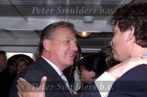 Rotterdam 18 juni 2001
Surprise feest van Henny Huisman vanwege zijn 50e verjaardag op de boot \
