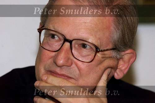 7 november 2000
Pieter v Vollenhoven