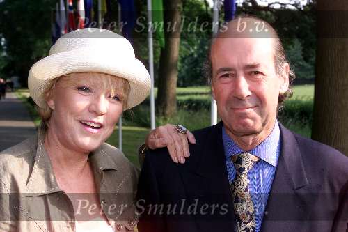Breukelen 13 juni 2001
Haringparty op Neyenrode.
Ria Bremer en Bob Bremer
