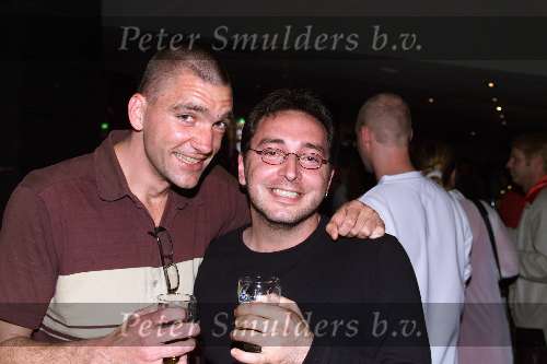 Utrecht 24 juni 2001
Premiere van Saturday Night Fever in Utrecht
Theo Maessen met een vriend