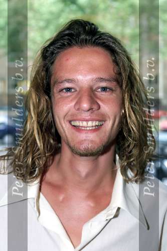 Amsterdam 15 juni 2001
Presentatie van het nieuwe internetbedrijf van Johnny de Mol 
Tygo Gernandt