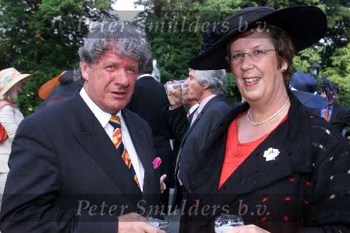Breukelen 13 juni 2001
Haringparty op Neyenrode.
Willibrord Frequin en Annemarie Jorritsma
