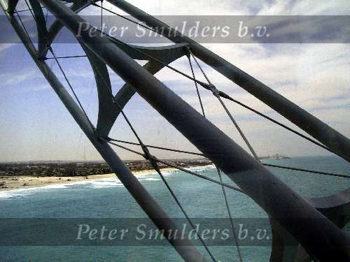 Dubai 7 Mei 2001
Het duurste en mooiste hotel van de wereld
Zes sterren hotel Burj Al Arab
Het gehele interieur van bladgoud