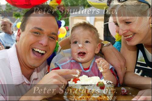 Fijnaart 23 juni 2002
1e verjaardag Christiaan Mariska en Frans Bauer