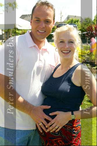 Fijnaart 23 juni 2002

1e verjaardag Christiaan Mariska en Frans Bauer


Peter Smulders bv