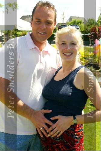 Fijnaart 23 juni 2002
1e verjaardag Christiaan Mariska en Frans Bauer