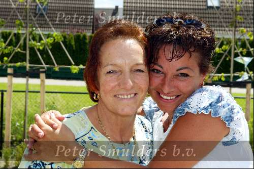 Fijnaart 23 juni 2002
1e verjaardag Christiaan Mariska en Frans Bauer
Moeder van Frans