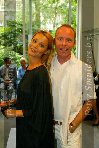 Amsterdam 12 juni 2002
Mart Visser badmode
Mart met Froukje de Both