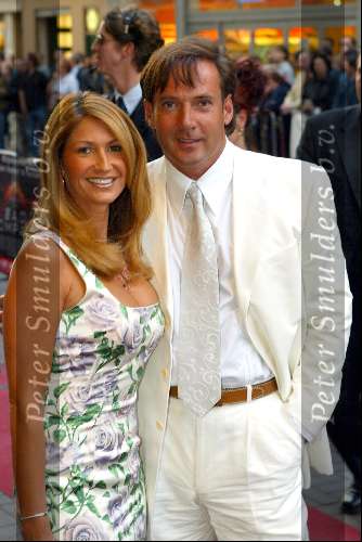 Amsterdam 27 juni 2002
Premiee Bad Company in Tushinsky
Gerard Joling en Yvonne Dubbelboer