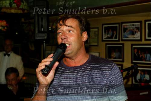 Rotterdam 30 juni 2002
Surprise feestje Corry v Gorp
Gerard Joling