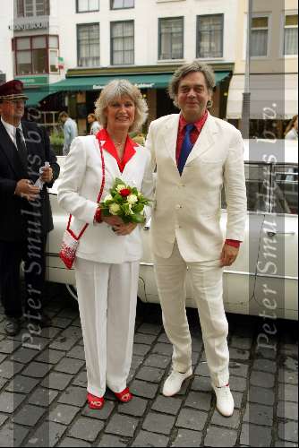 Breda 11 juni 2002
Trouwen Johnny Lion op stadhuis Breda.