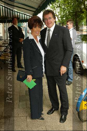 Rotterdam 30 juni 2002
Lee Towers met vrouw Laura