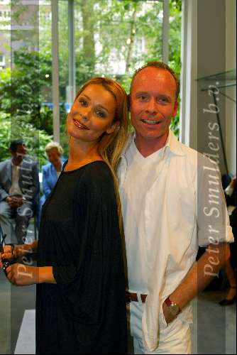 Amsterdam 12 juni 2002
Mart Visser badmode
Mart met Froukje de Both
