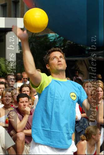 Rotterdam 2 juni 2002
Beachvolleybal tournoor van THE BAR
Mathias Scholten