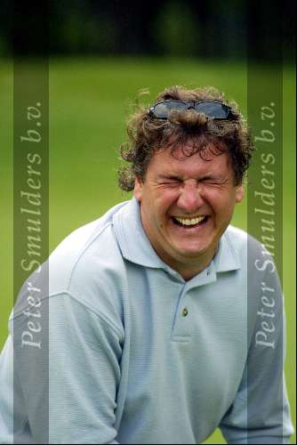 Eemnes 22 juni 2002
Golfen voor het ronald Mc Donald kinderhuis
op de Goyen Golf en country club.
Rene Froger