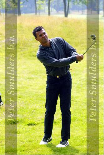 Eemnes 22 juni 2002
Golfen voor het ronald Mc Donald kinderhuis
op de Goyen Golf en country club.
Ruud Gullit
