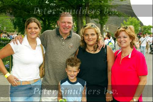 Kaatsheuvel 22 juni 2003
Opening nieuwe show efteling
Willy v d Kerkhof met familie