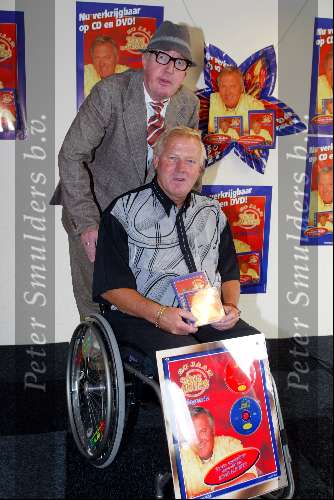 Hilversum 11 juni 2003
Presentatie dvd koos alberts 20 jaar
Andre v duin als wijdbeens