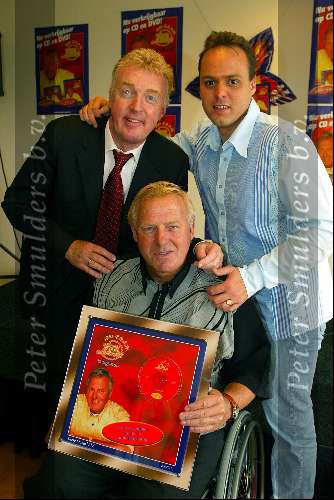 Hilversum 11 juni 2003
Koos alberts presentatie dvd en cd
Frans Bauer andre v duin