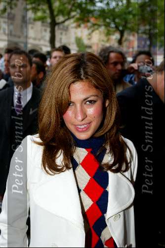 Amsterdam 18 juni 2003
premiere 2 fast 2 furious in city theater
Eva Mendes