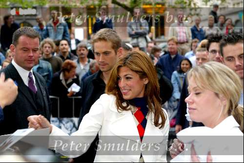 Amsterdam 18 juni 2003
premiere 2 fast 2 furious in city theater
Eva Mendes en Paul Walker