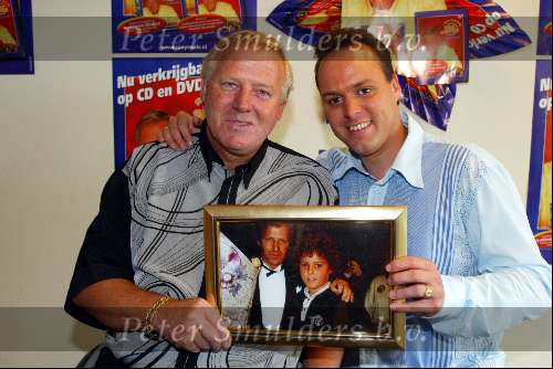 Hilversum 11 juni 2003
Koos alberts presentatie dvd en cd
Frans Bauer andre v duin