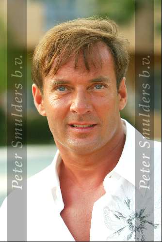 Marbella  14 juni 2003
Princess in marbella
Gerard Joling