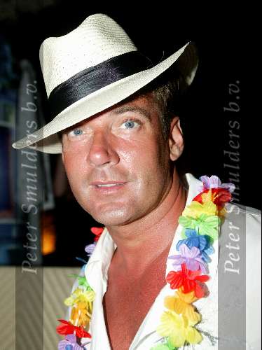 Marbella  14 juni 2003
Princess in marbella
Gerard Joling met hoed