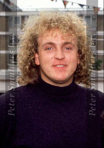 Gordon  1990