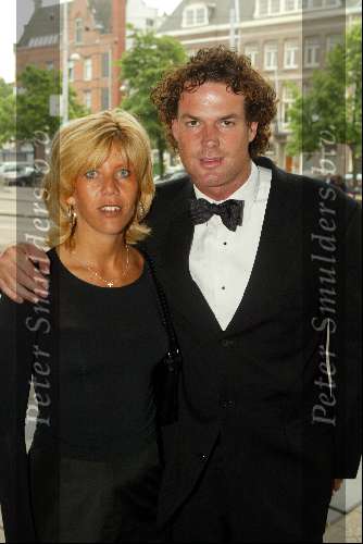 Amsterdam 3 juni 2003

Afscheid aron winter in het concertgebouw in amsterdam
guido albers met vrouw

Peter Smulders bv