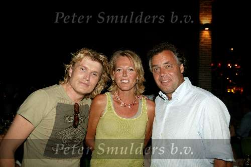 Marbella  14 juni 2003
Princess in marbella
Hans Klok Aad Ouborg en dorien Ouborg