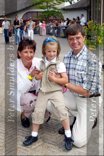 Kaatsheuvel 22 juni 2003
Opening nieuwe show in de efteling
Jan Peter Balkenende met gezin